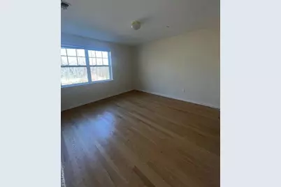 200 Woodcrest Lane #211, Mount Kisco, NY 10549 - Photo 5