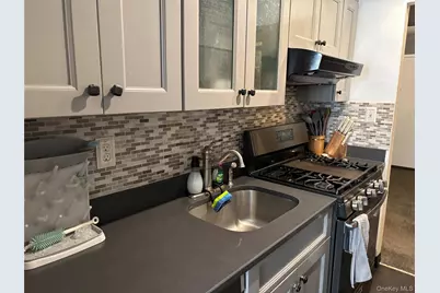 280 Guy Lombardo Guy Lombardo Avenue #2A, Freeport, NY 11520 - Photo 5