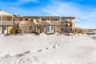 58 Artist Lake Dr, Middle Island, NY 11953 - Photo 11