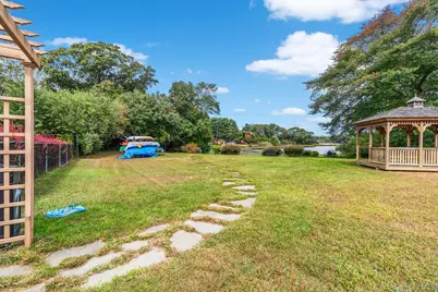 58 Artist Lake Drive, Middle Island, NY 11953 - Photo 19