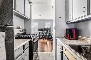 58 Artist Lake Dr, Middle Island, NY 11953 - Photo 5