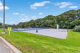 58 Artist Lake Dr, Middle Island, NY 11953 - Photo 13