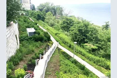 1155 Warburton Avenue #9T, Yonkers, NY 10701 - Photo 41