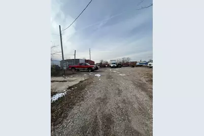 4186-4200 Industrial Place, Island Park, NY 11558 - Photo 5