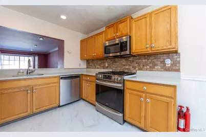 203 Kensington Court, Brewster, NY 10509 - Photo 9