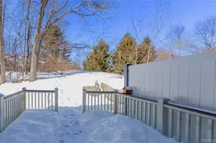 203 Kensington Ct, Brewster, NY 10509 - Photo 19