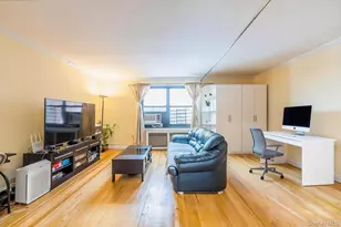 213-06 75th Ave, Bayside, NY 11364 - Photo 3