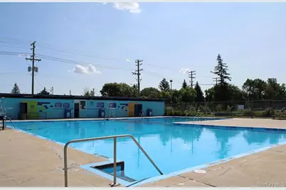 213-06 75th Avenue #6H, Bayside, NY 11364 - Photo 13