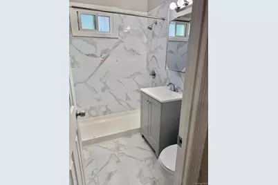 177-50 106th Avenue, Jamaica, NY 11433 - Photo 9