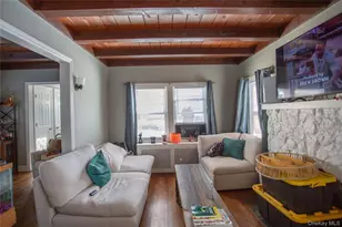 261 Rutland Rd, Freeport, NY 11520 - Photo 7