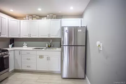 261 Rutland Road, Freeport, NY 11520 - Photo 5