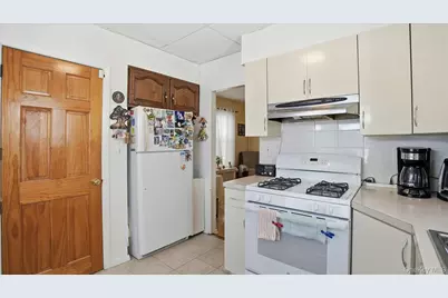 10617 95th Avenue, Ozone Park, NY 11416 - Photo 13