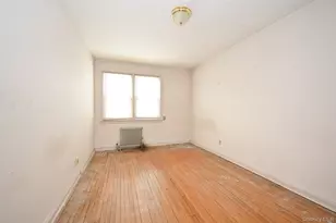 75-05 168th St, Fresh Meadows, NY 11366 - Photo 17