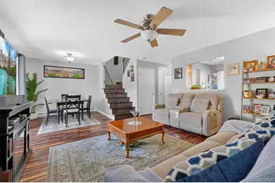 5307 Chelsea Cove N, Hopewell Junction, NY 12533 - Photo 9