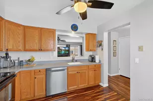 5307 Chelsea Cove N, Hopewell Junction, NY 12533 - Photo 5