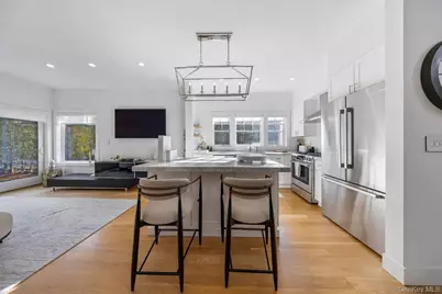 68 Foster Avenue #13, Hampton Bays, NY 11946 - Photo 9