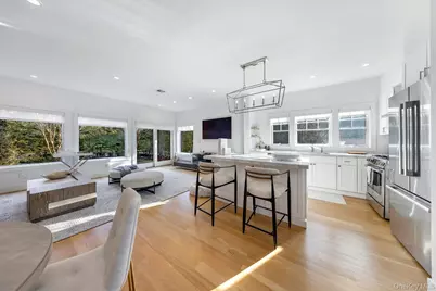 68 Foster Avenue #13, Hampton Bays, NY 11946 - Photo 5