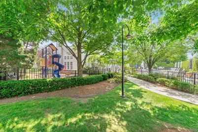 1310 Half Moon Bay Drive, Croton on Hudson, NY 10520 - Photo 27