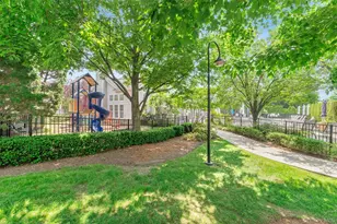 1310 Half Moon Bay Dr, Croton on Hudson, NY 10520 - Photo 27