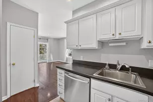 1310 Half Moon Bay Dr, Croton on Hudson, NY 10520 - Photo 15