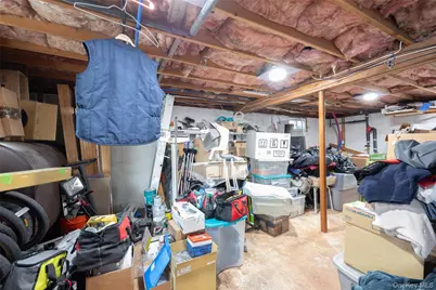 108 Middle Island Boulevard, Middle Island, NY 11953 - Photo 33