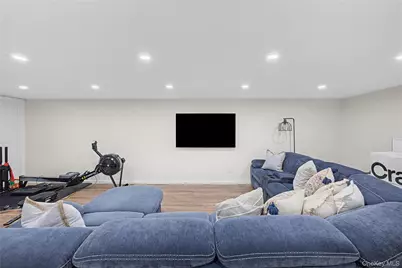 108 Middle Island Boulevard, Middle Island, NY 11953 - Photo 25