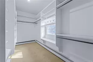 75 Hicks Ln, Great Neck, NY 11024 - Photo 17