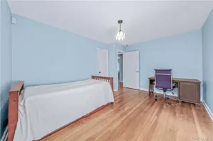 75 Hicks Ln, Great Neck, NY 11024 - Photo 13