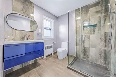 75 Hicks Lane, Great Neck, NY 11024 - Photo 11