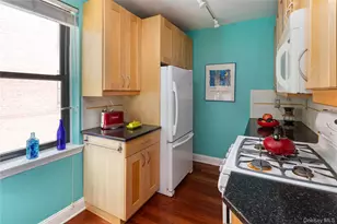 3840 Greystone Ave, Bronx, NY 10463 - Photo 9