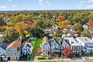 44 Madeleine Ave, New Rochelle, NY 10801 - Photo 13