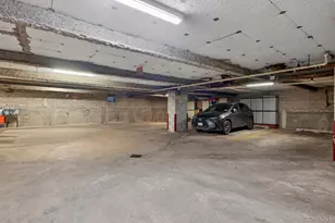 100 S Middle Neck Rd, Great Neck, NY 11021 - Photo 39