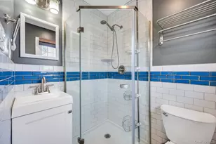 9 Wiggins St, Ronkonkoma, NY 11779 - Photo 25