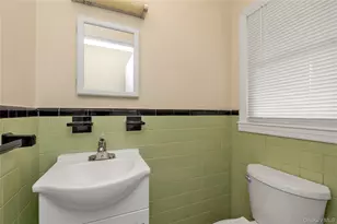 19 Anstice St, Oyster Bay, NY 11771 - Photo 13