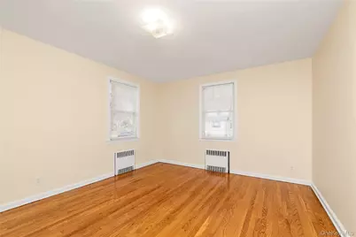 19 Anstice Street, Oyster Bay, NY 11771 - Photo 17