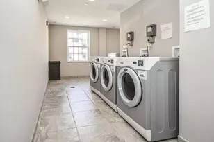 400 Carney St, Glen Cove, NY 11542 - Photo 15