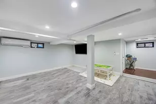 970 Benris Ave, Franklin Square, NY 11010 - Photo 21