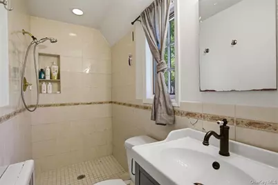 1 Aviemore Drive, New Rochelle, NY 10804 - Photo 19