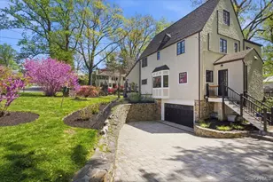 1 Aviemore Dr, New Rochelle, NY 10804 - Photo 3