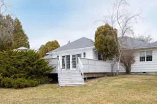 69 Oneck Rd, Westhampton Beach, NY 11978 - Photo 19