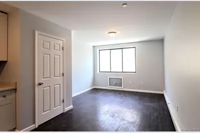 915 Eagle Avenue, Bronx, NY 10456 - Photo 11