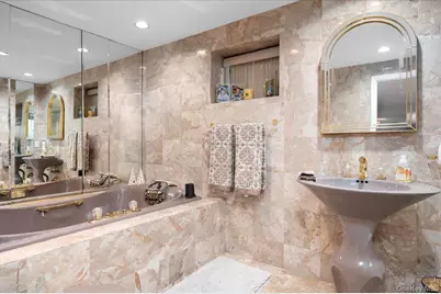 194 Hickory Grove Drive E, Larchmont, NY 10538 - Photo 33