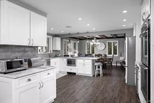 194 Hickory Grove Dr E, Larchmont, NY 10538 - Photo 7