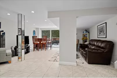 194 Hickory Grove Drive E, Larchmont, NY 10538 - Photo 35