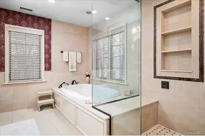 194 Hickory Grove Drive E, Larchmont, NY 10538 - Photo 23