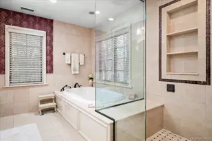 194 Hickory Grove Dr E, Larchmont, NY 10538 - Photo 23