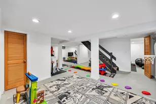 40 Hitching Post Ln, Glen Cove, NY 11542 - Photo 21