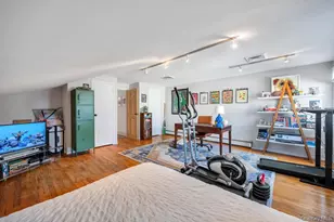 40 Hitching Post Ln, Glen Cove, NY 11542 - Photo 19