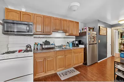 188 Buena Vista Avenue, Yonkers, NY 10701 - Photo 19