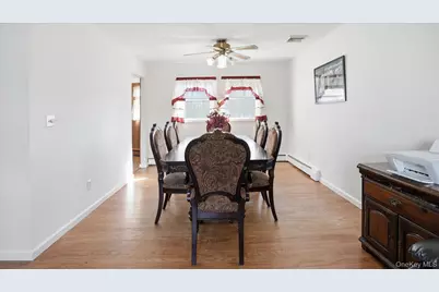 147 Coates Avenue N, Holbrook, NY 11741 - Photo 7